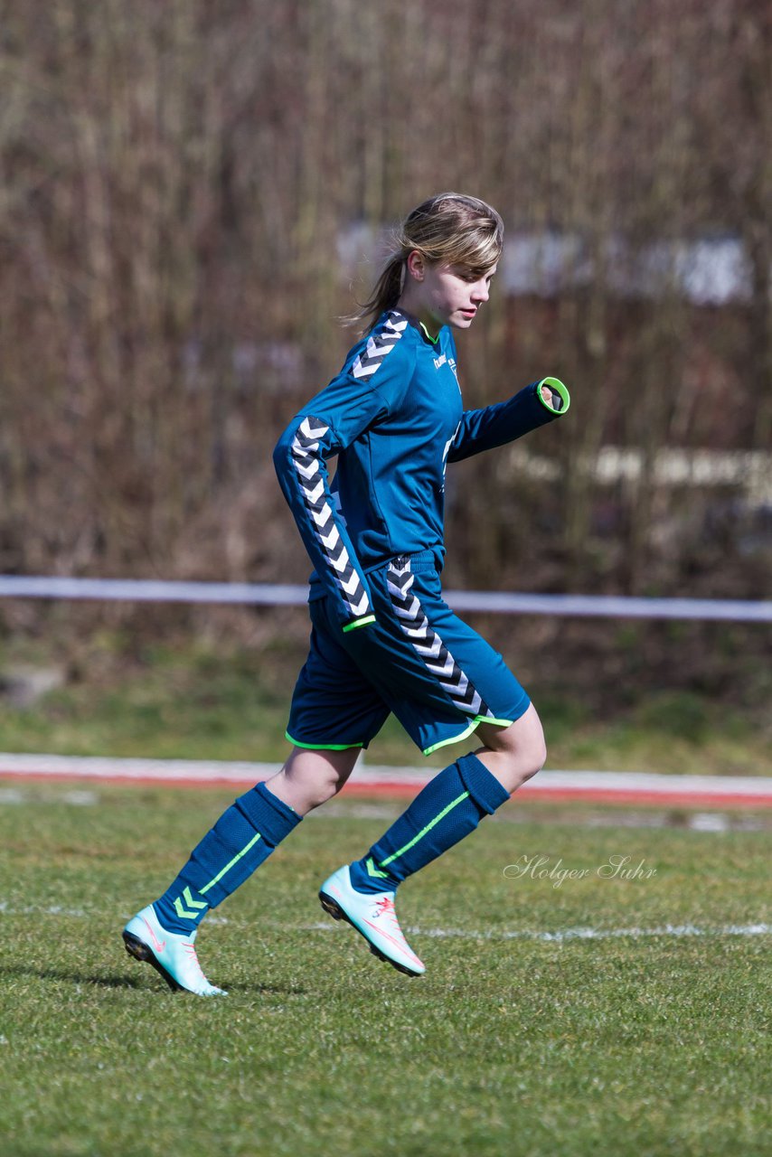 Bild 156 - B-Juniorinnen VfL Oldesloe - Krummesser SV _ Ergebnis: 4:0